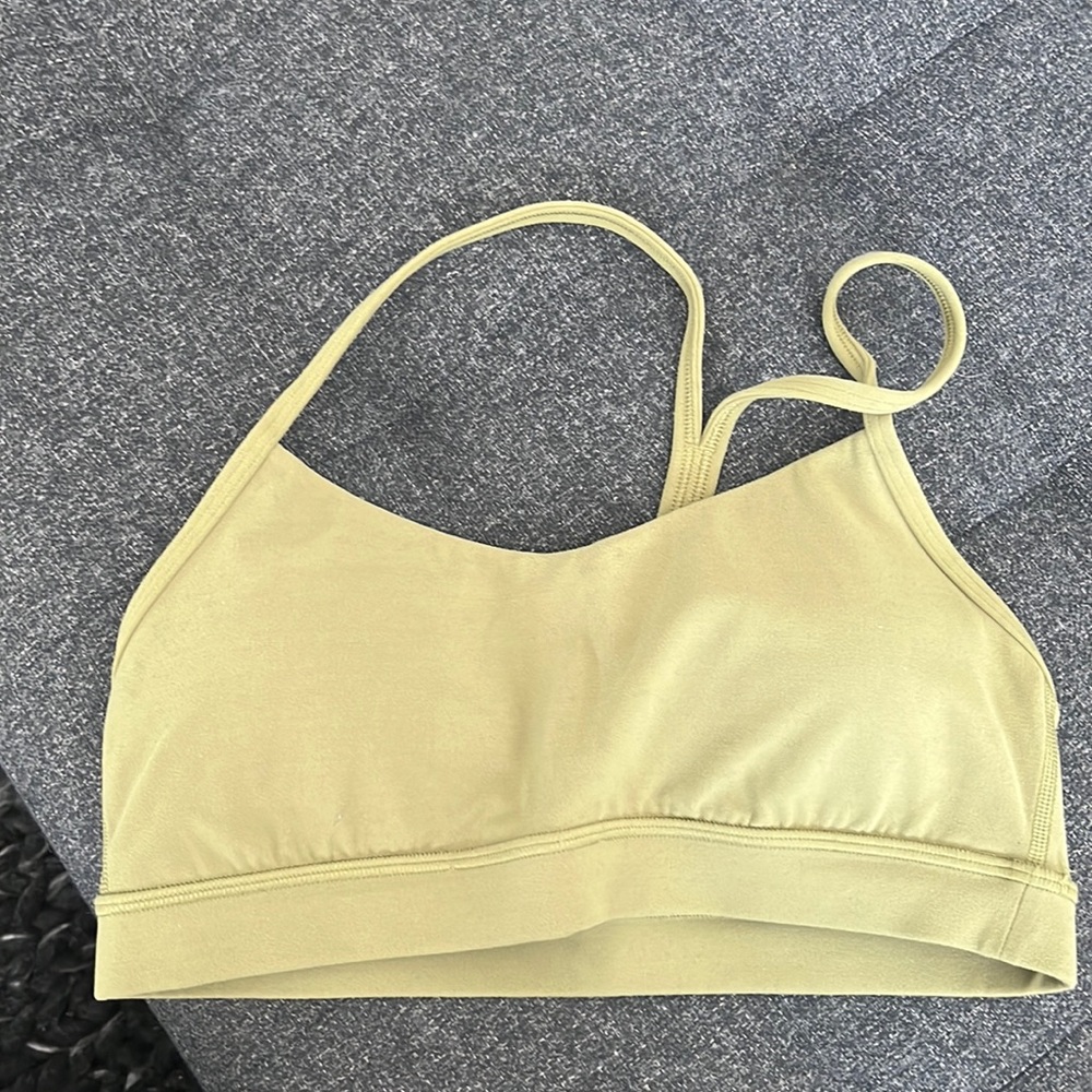 Flow Y Nulu Bra 
Light Support, A–C Cups